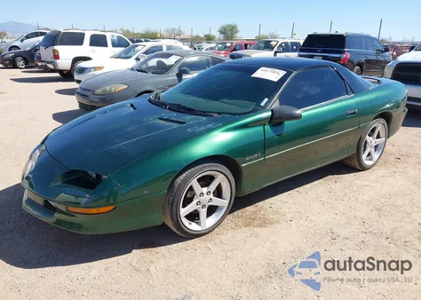 1995 Chevrolet Camaro Z28 из США, поврежденный, VIN 2G1FP22P3S2117187